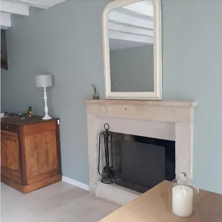 Jolie Maison Au Bord De La Riviere Holiday home
